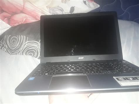 Mi Laptop Aspire E 15 E5 571 36EC Me Da Pantalla Negra Pero Si