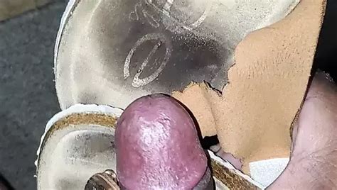 Mechanic Took Mia Wedge Sandals Home Gay Bathroom Porn Feat Jlo Xhamster