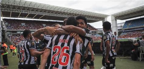 Pênaltis históricos Atlético vence Flamengo e fatura Supercopa