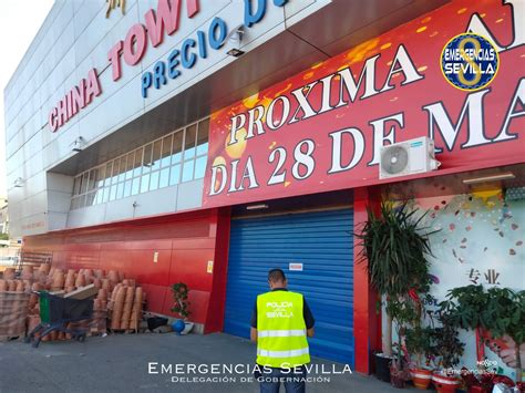 Emergencias Sevilla On Twitter Policiasevilla Precinta Tras La