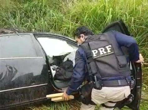 PRF apreende 600 kg de maconha em veículo de luxo na BR 163 Interior