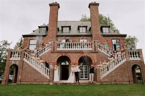 Sant Ffraed House Monmouthshire Wedding Venue Guides For Brides