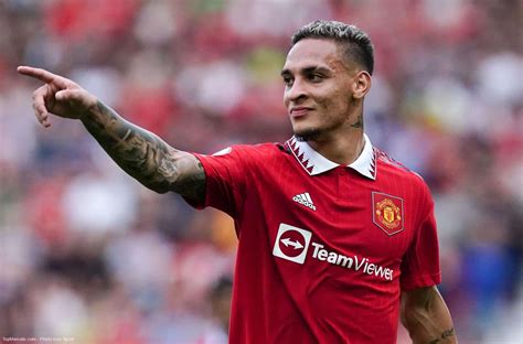 Manchester United le ressenti d Antony après ses débuts