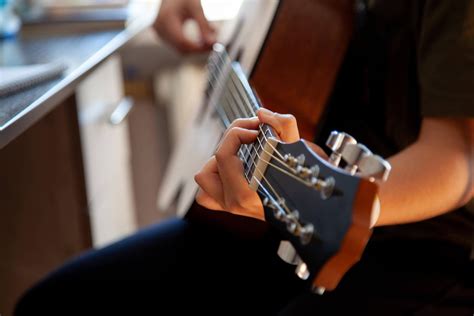 learn  play musical instruments  smart