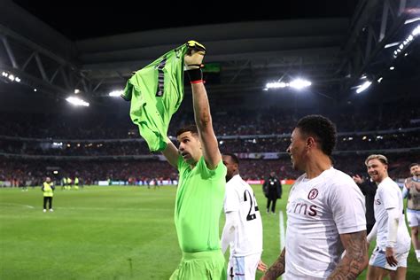 Weltmeister Rettet Englands Klubs Vor Der Total Blamage