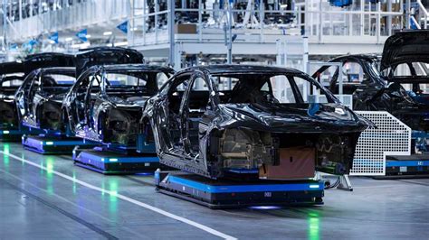 mercedes benz eqs enters production  specs revealed