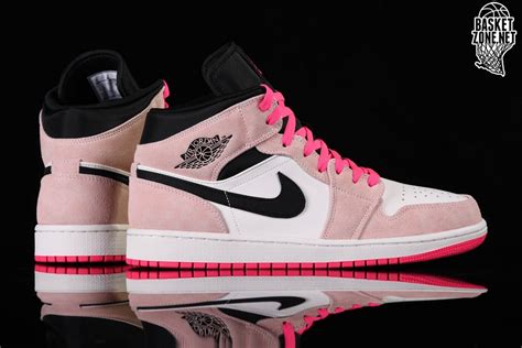 NIKE AIR JORDAN 1 RETRO MID SE HYPER PINK price €112.50 | Basketzone.net