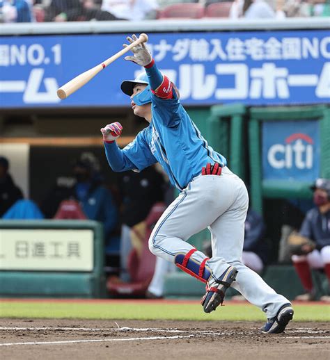 【画像】【日本ハム】4番・野村佑希が先制2点適時打！ 好投の楽天ドラ1・荘司から トンネル失策も取り返す ライブドアニュース