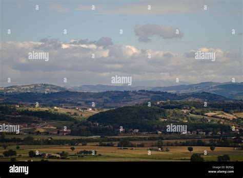 Umbria Landscape Hi Res Stock Photography And Images Alamy