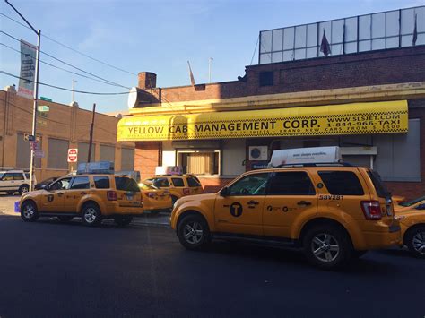 Uber Edges Out Yellow Cabs In Astoria The Ink Nyc