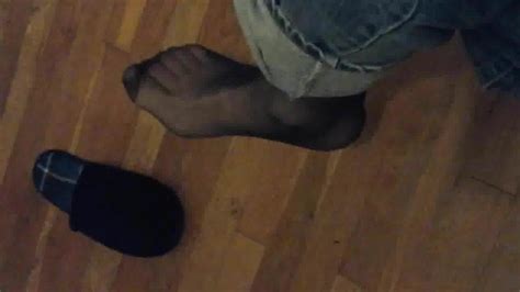 Nylons And Bedroon Slippers Encore Shemale Ladyboy Porn XHamster