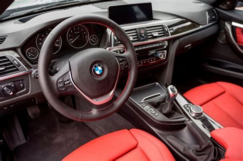 2016 BMW 340i M Sport INTERIOR 16