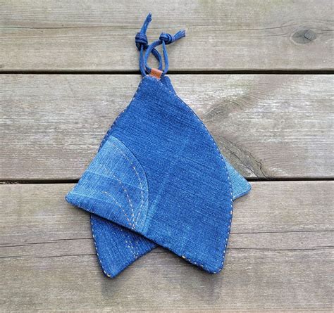 New Denim Potholders From Old Jeans