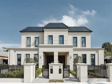 Travel guides explain the unique charm of the Hampton Bays Hamptons 11