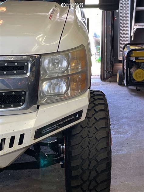 2007 Chevrolet Silverado 1500 With 22x12 44 Fuel Reaction And 35125r22 Suretrac Wide Climber