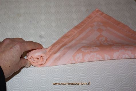 Piegare Tovaglioli Come Rosa Mamma E Bambini