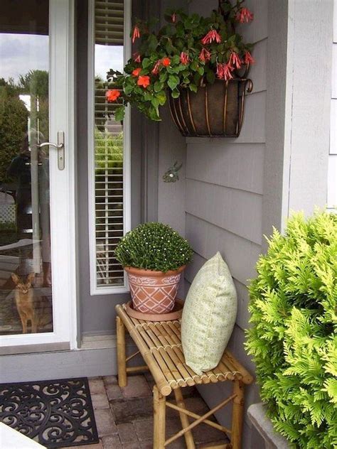 Charming Porch Decoration Ideas That Will Make A Stunning First