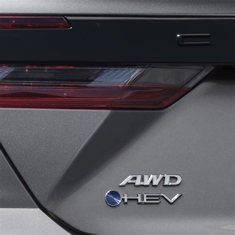 Official Teaser All New Toyota Camry Hev Awd เตรียมเปิดตัว 14