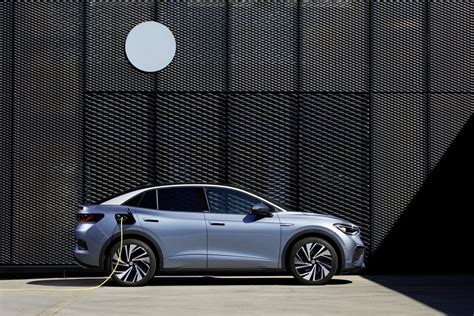 2023 Global Ev Sales Expected To Surge By 35