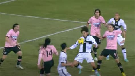 Parma Palermo Il Club Emiliano Pubblica I Gol Pi Belli Segnati Ai