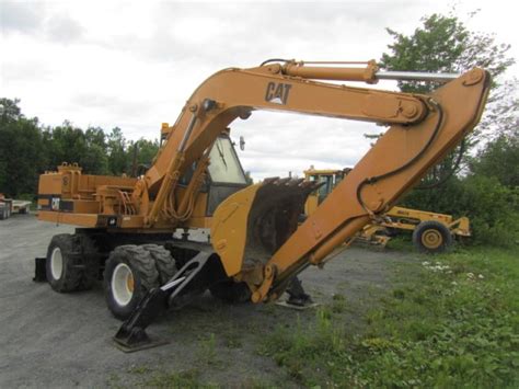 Caterpillar 214 1986 Equipmtl