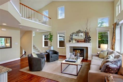 16 Outstanding Ideas For Decorating Living Room With High Ceiling