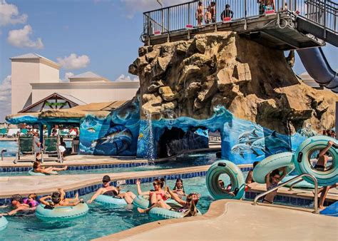 Lazy Rivers In Mississippi That Are Perfect For Tubing On A Summers