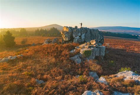 Boulder Silhouette Stock Photos, Pictures & Royalty-Free Images - iStock