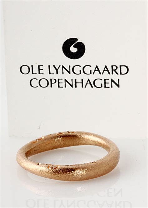 Ole Lynggaard LOVE Ring Af 14 Kt Rosa Guld Denne Vare Er Sat Til