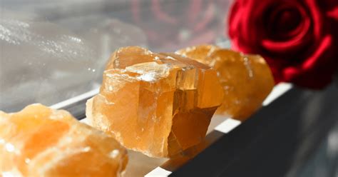 10 Amazing Honey Calcite Crystal Meanings And Crystal Properties The