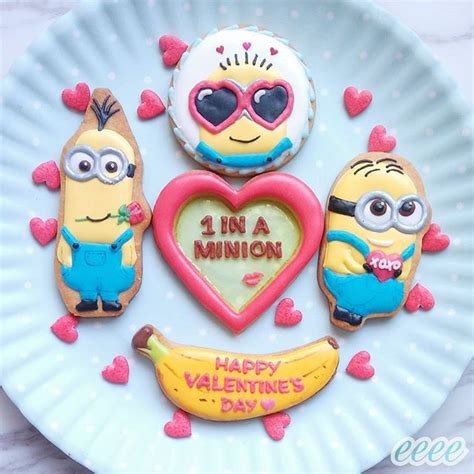 Cute Minions Icing Cookies For Valentines Day Glass Cookies Happy