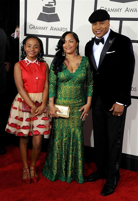 LL Cool J, his wife Simone and their daguther on the red carpet of the ...