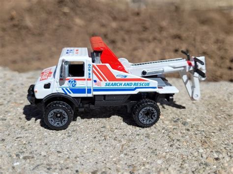 Mercedes Benz Unimog Search And Rescue Mercedes Benz Unimog Unimog Hot Wheels