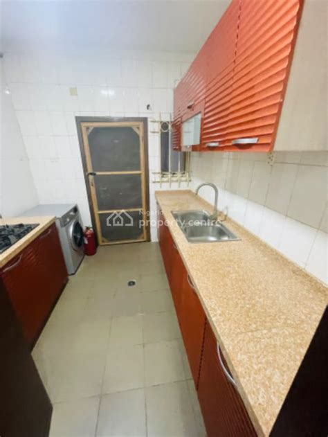 For Rent A Fully Serviced 2 Bedrooms With Bq And Gym Available Oniru