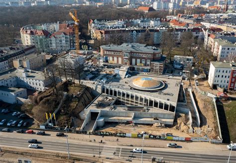 Szklane wejście do Teatru Polskiego w Szczecinie Szczecin ESKA pl