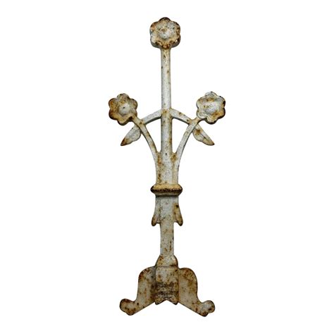 19th Century Traditional Victorian Small Cast Iron Roof Finial Lancashire Rose Lightning Rod