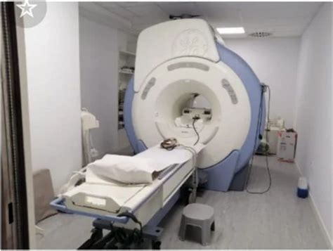 T Tesla Ge Signa Hdxt T Mri Machine At Rs In