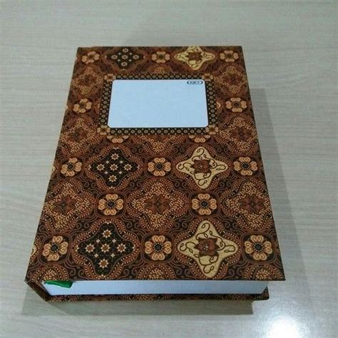 Buku Folio Isi 300 Kiky