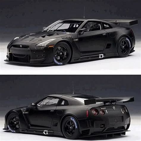 Customized Nissan Gt R Matte Black