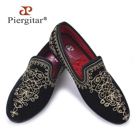 Luxurious Handmade Embroidered Motif Paisley Men Velvet Loafer Smoking Slippers Men Wedding