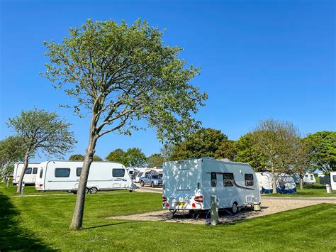 Seasonal Touring Caravan Pitches In Scarborough Crows Nest Holidays