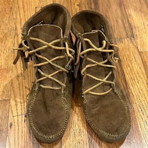 Minnetonka Shoes Minnetonka Ankle Moccasins Size Poshmark