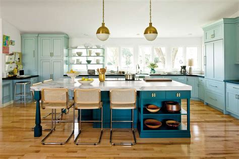 12 Great Paint Colors For Kitchen Islands