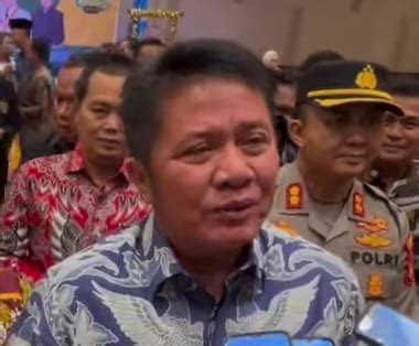 Diisukan Maju Ke Senayan Hd Tegaskan Fokus Di Pilgub