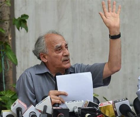 Arun Shourie suffers brain injury after fall, hospitalised - Rediff.com ...