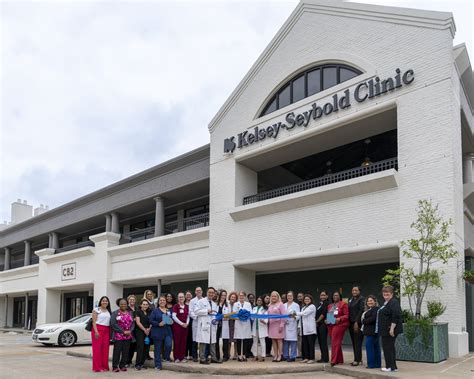 Kelsey Seybolds Grand Debut A New Clinic Flourishes In Rice Village