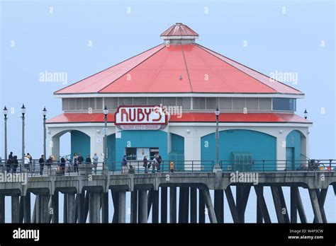 Rubys Surf City Diner On The Huntington Beach Pier During Avp Open On