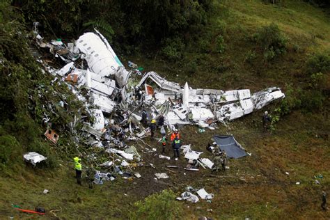 Las Impactantes Imágenes De La Tragedia Aérea Del Chapecoense