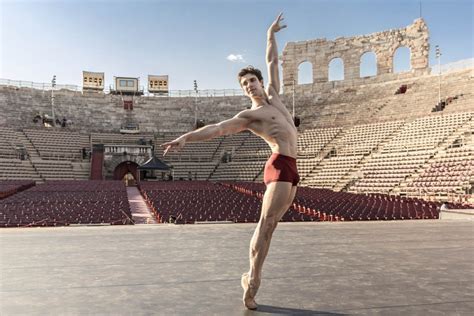 Roberto Bolle And Friends Roberto Bolle Milano Teatro Arcimboldi