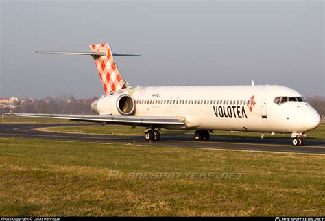 EI EWJ Volotea Airlines Boeing 717 2BL Photo By Lukas Henrique ID